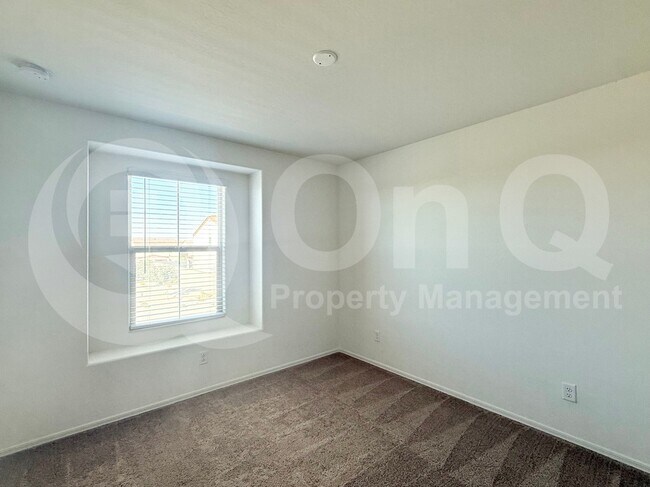 Building Photo - 2635 W Bowker St