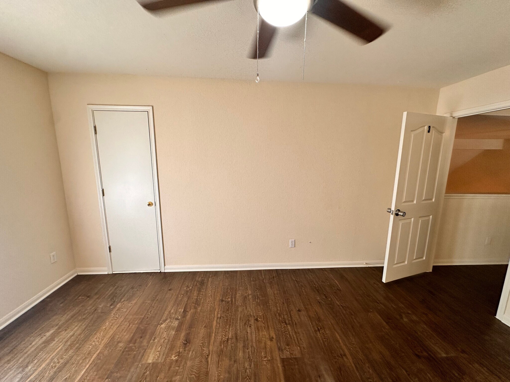 Building Photo - Room in House on Fort Grant Dr