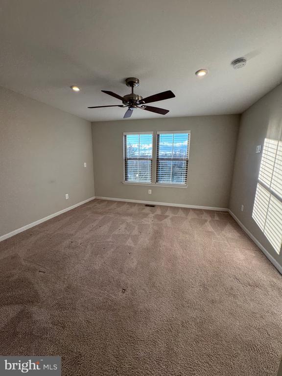 Building Photo - 120 Tolocka Terrace NE