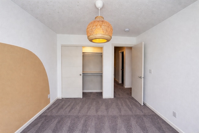 Building Photo - Beautiful 3BD Home in Hillsboro!!
