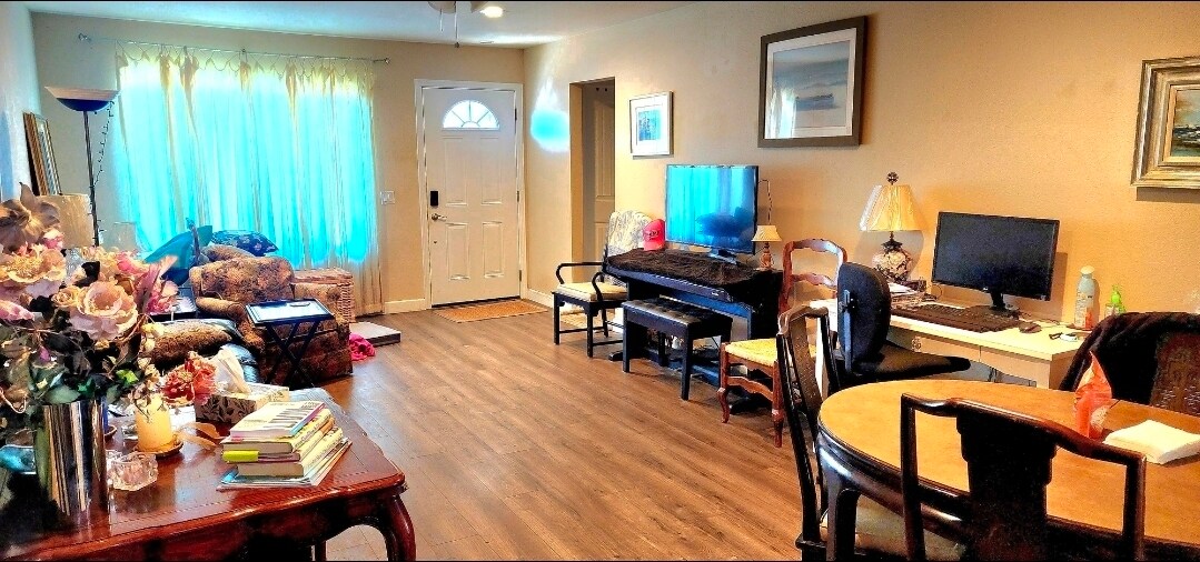 Building Photo - 4737 Westridge Dr