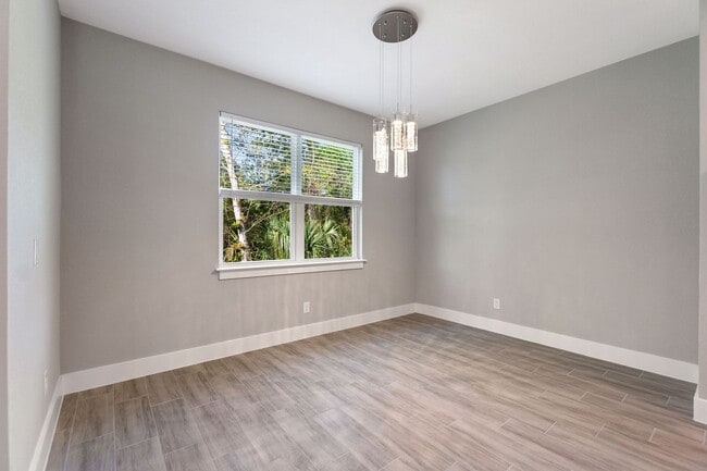 Building Photo - Deposit-Free! Modern, energy efficient hom...