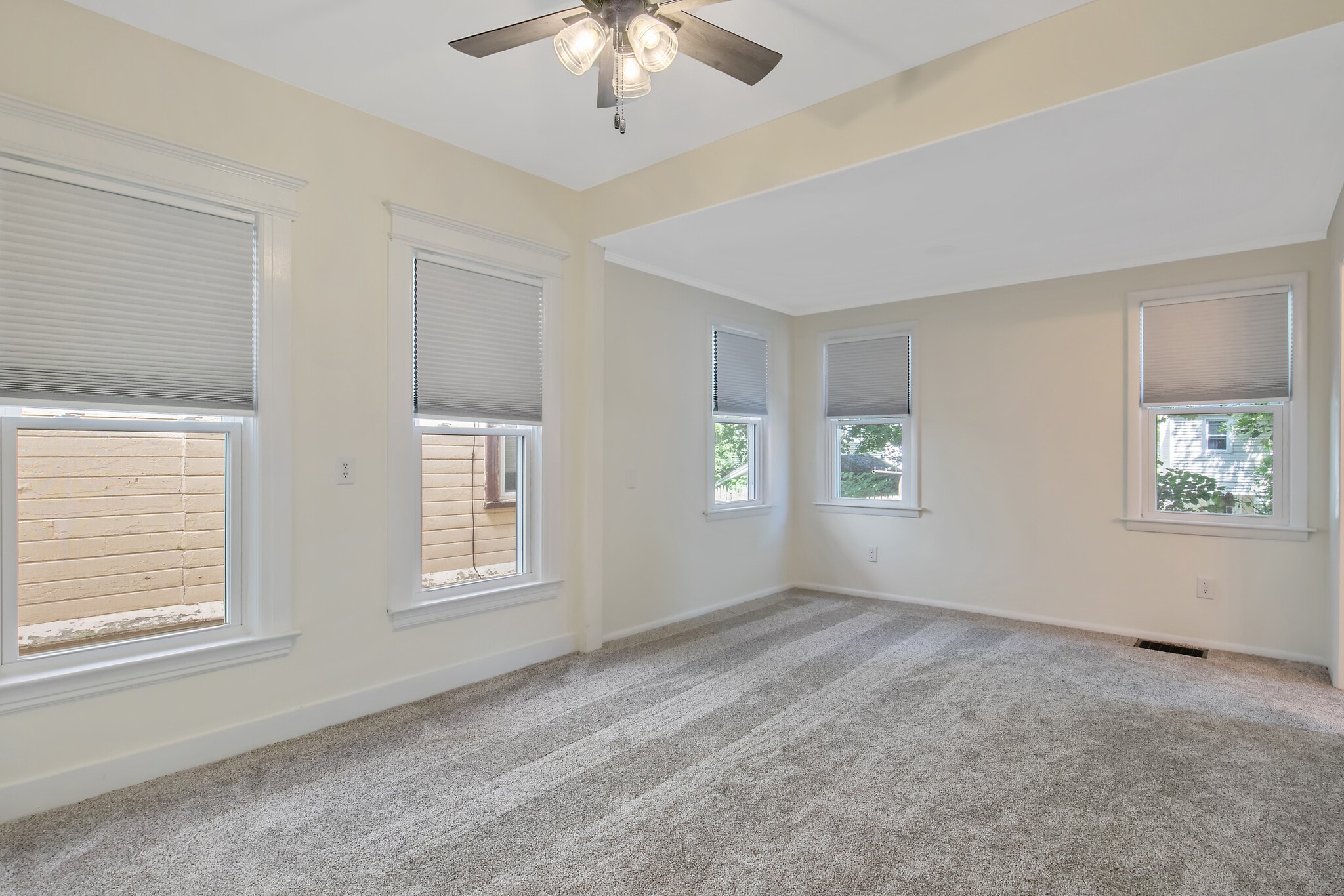 Building Photo - 262 Tennyson Ave