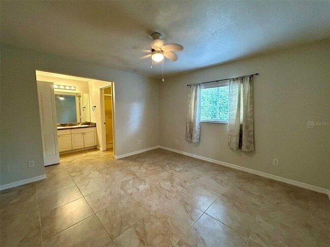 Building Photo - 2348 Cincinnati St