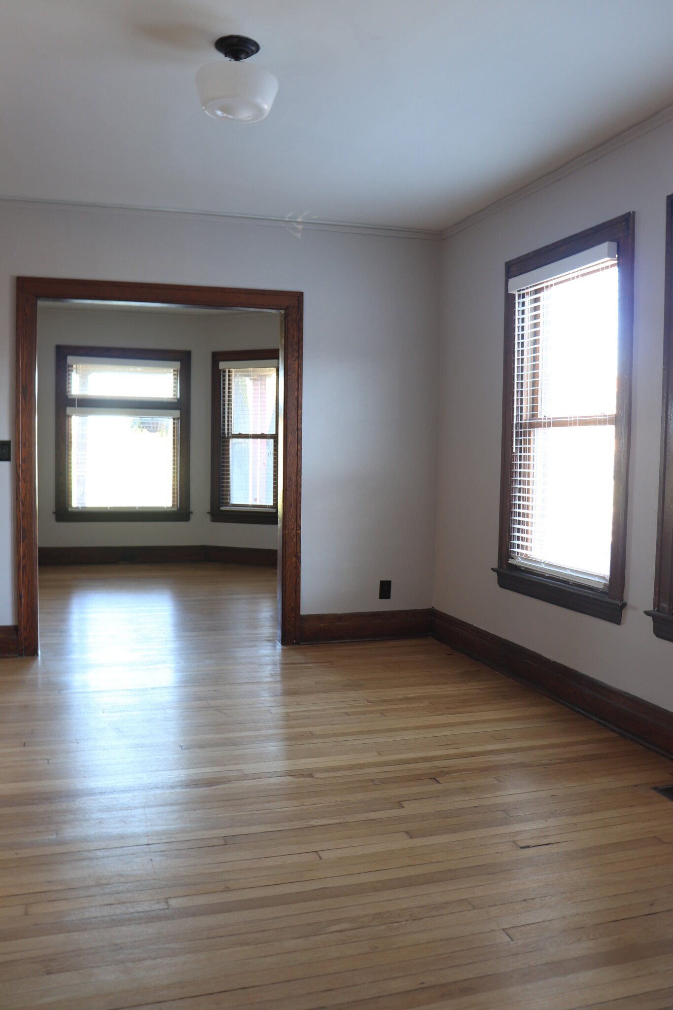 Living room - 5029 Trumbull Ave