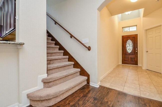 Building Photo - 20222 Stonebridge Terrace Dr