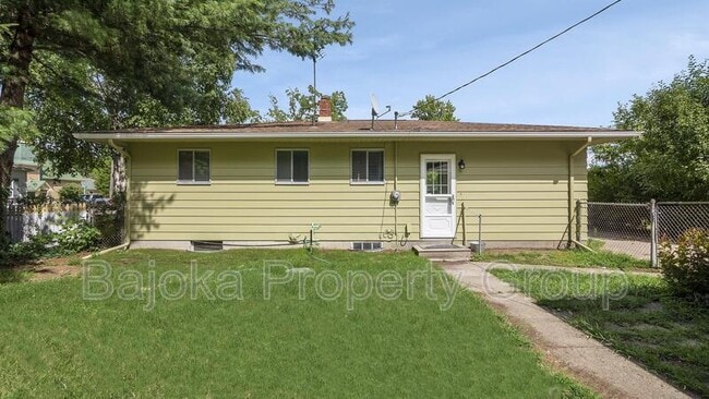 Building Photo - 265 N Milford Rd