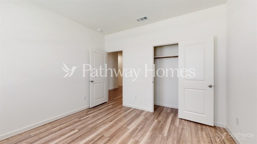 Building Photo - 1408 Ancer Wy