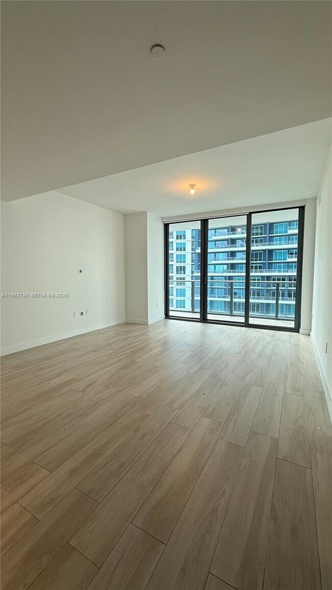 Building Photo - 1300 S Miami Ave