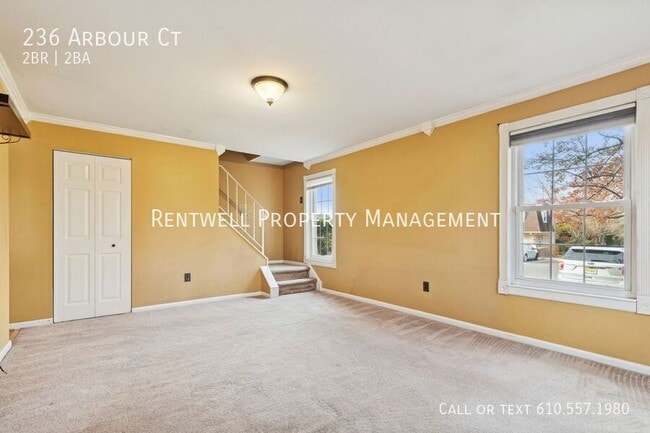 Building Photo - 236 Arbour Ct