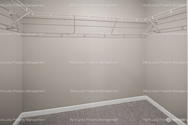 Building Photo - Stunning Like-New Home in Arbor Mist – Pri...