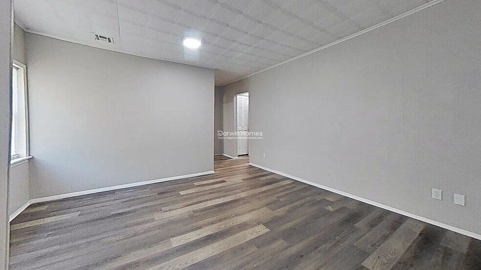 Building Photo - 502 E Freeport St
