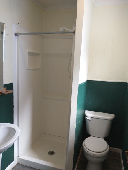 Building Photo - 113 Moberly Ave