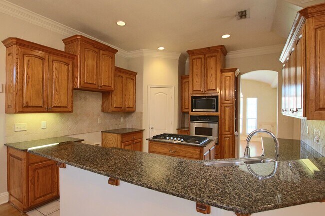 Building Photo - 1202 River Bend Dr