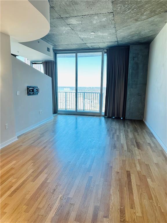 Building Photo - 400 W Peachtree St NW