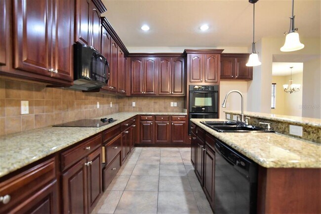 Building Photo - 2870 Grassmoor Loop