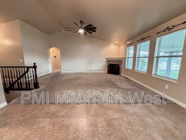 Building Photo - 2241 W 2475 N