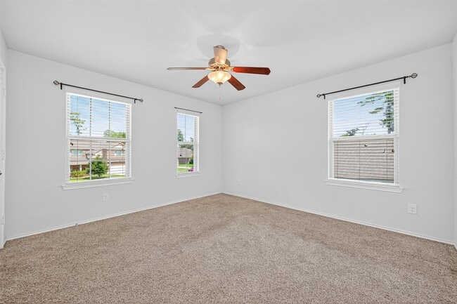 Building Photo - 14002 Wolftrap Ln