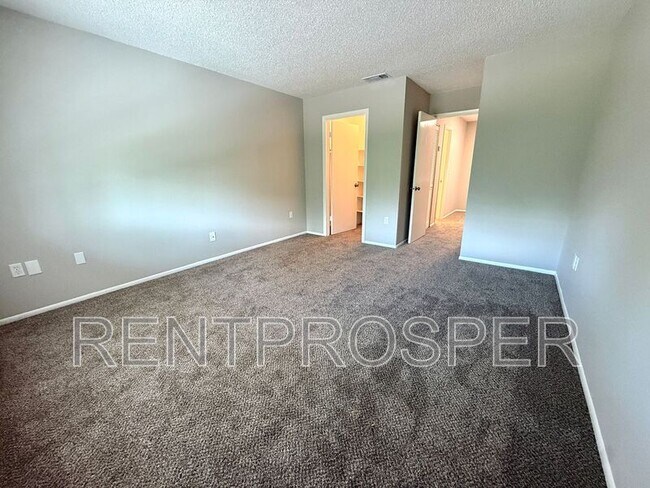 Building Photo - 4117 S Semoran Blvd