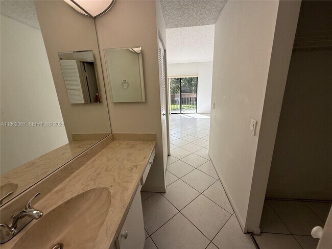 Building Photo - 1953 SW 15th St