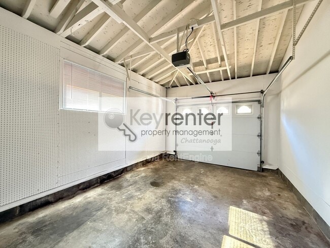 Building Photo - 33 Brumby Rd