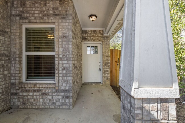 Primary Photo - Amazing in Alvarado