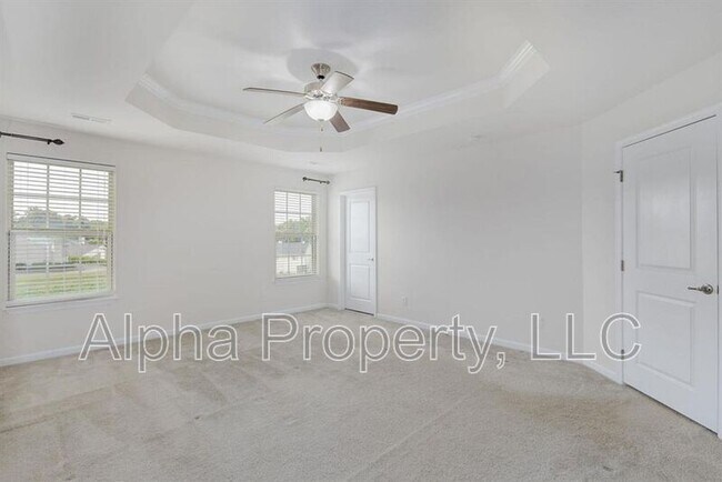 Building Photo - 28 Irvington Dr