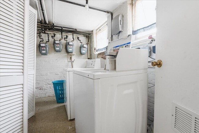 Building Photo - 155a Sherman Ave