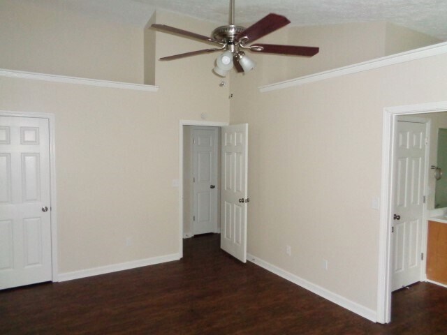 Building Photo - 3670 Sugarbrook Dr