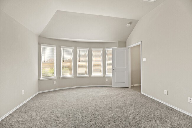 Building Photo - 1330 Lakeside Crk Rd