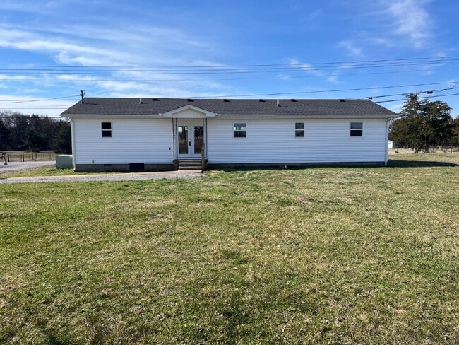 Building Photo - 9155 Concord Rd