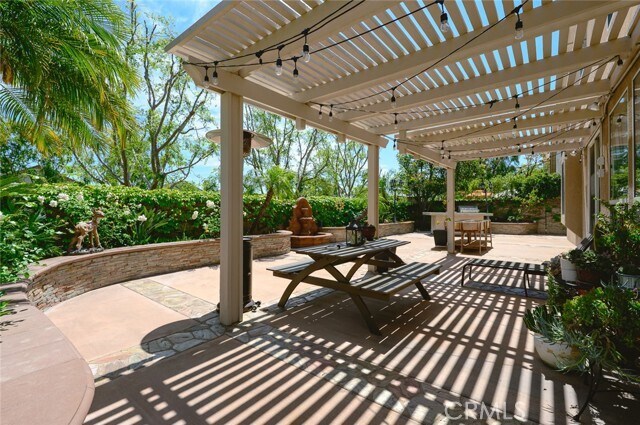 Building Photo - 4640 E Somerton Ave