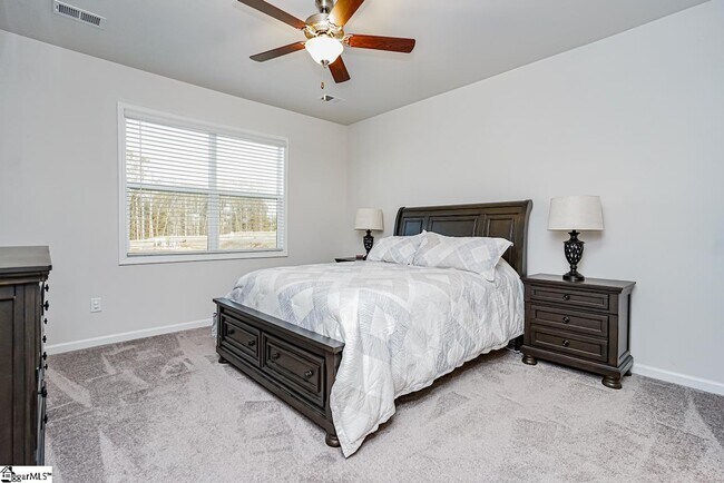 Building Photo - 431 White Peach Way