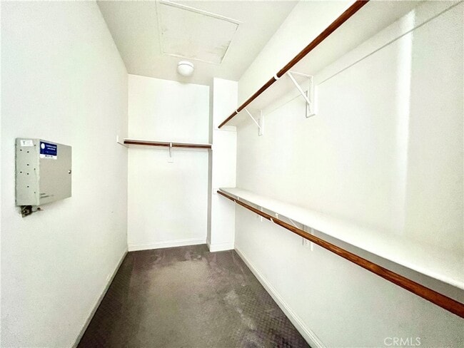 Building Photo - 101 Fixie