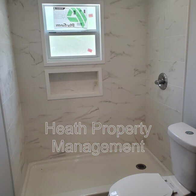 Building Photo - 1735 25th St S