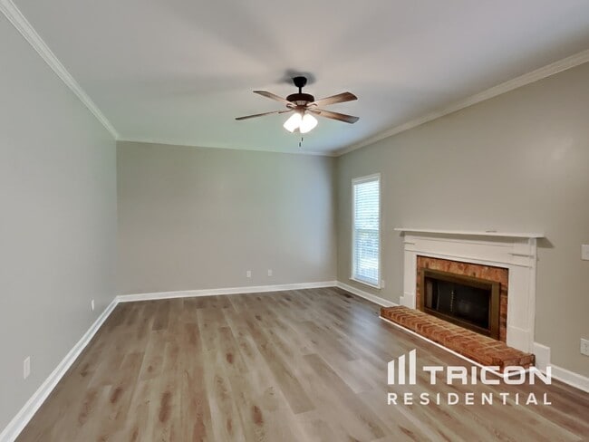Building Photo - 1024 Watauga Ct
