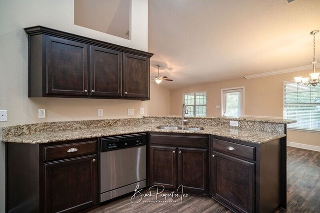 Building Photo - 2112 Stennis Dr