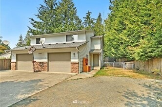 Building Photo - 5175