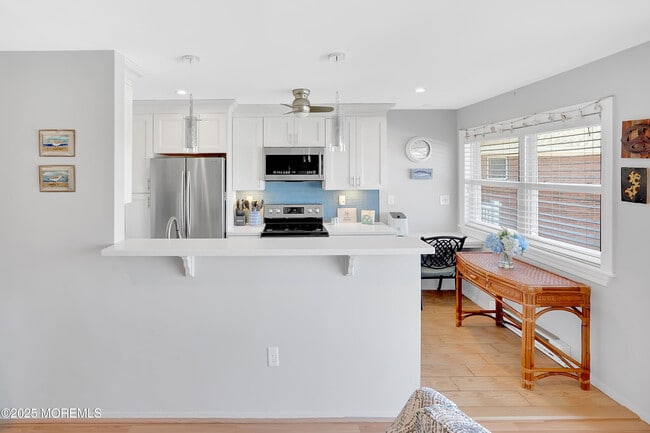 Building Photo - 5 Ocean Ave N