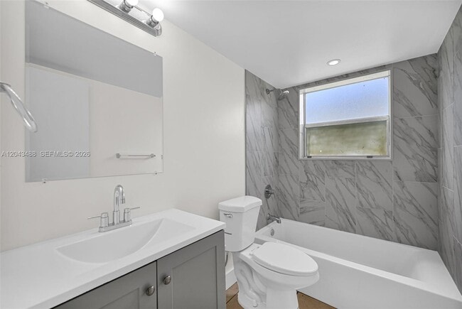 Building Photo - 861 SW 74th Terrace