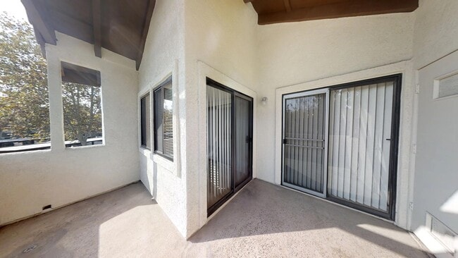 Building Photo - 2/2 Upstairs Condominium in Park Vineyard Community for Lease in Rancho Cucamonga!