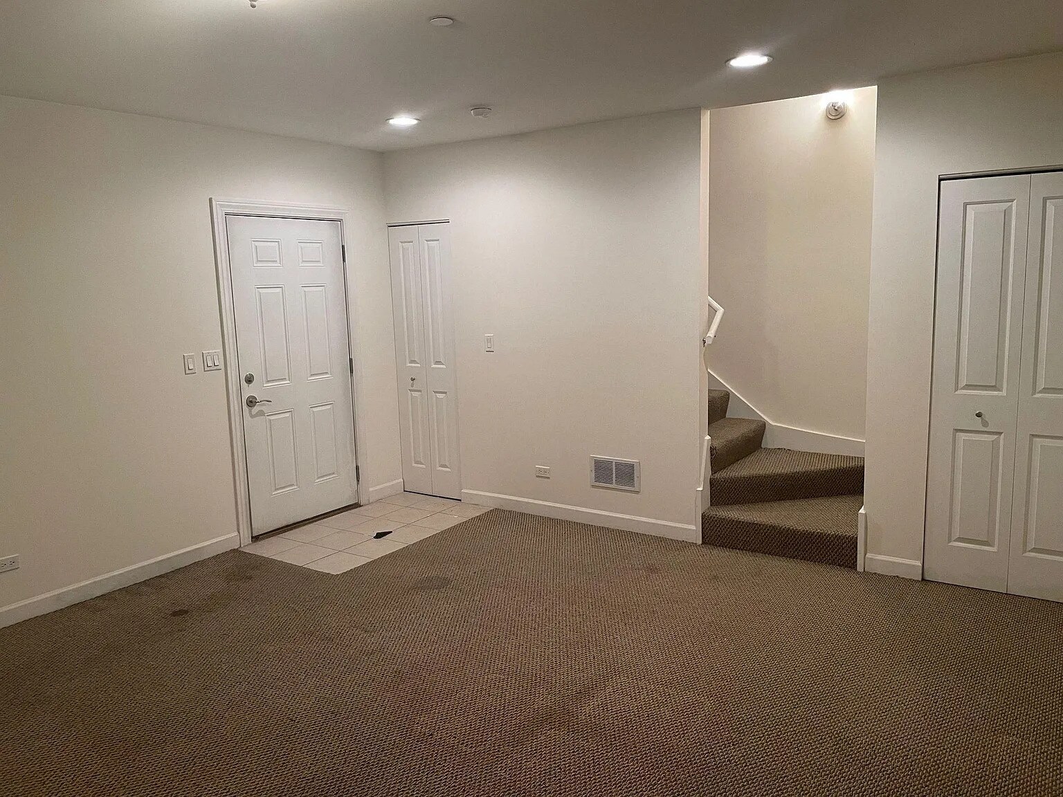 Building Photo - 57 Northfield Ter