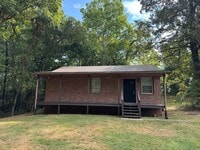 Building Photo - Excellent location! Just Remodeled 2 Bed/1...