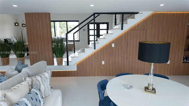 Building Photo - 1240 NE 27th Terrace