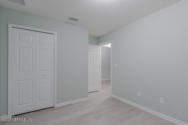 Building Photo - 484 Washington Ln