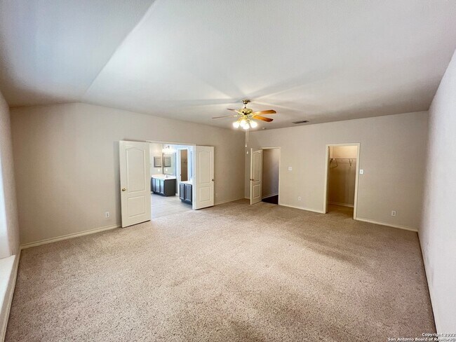 Building Photo - 1303 Bluff Forest
