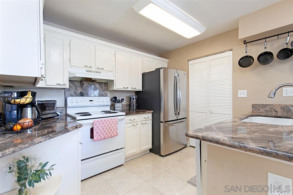 Building Photo - 4380 Temecula St