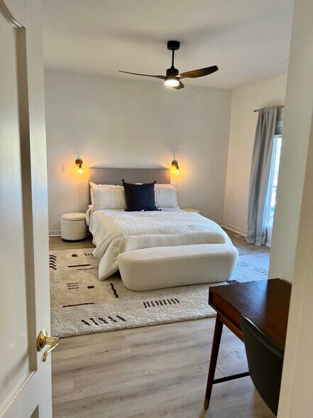 Building Photo - 2212 W Huron St