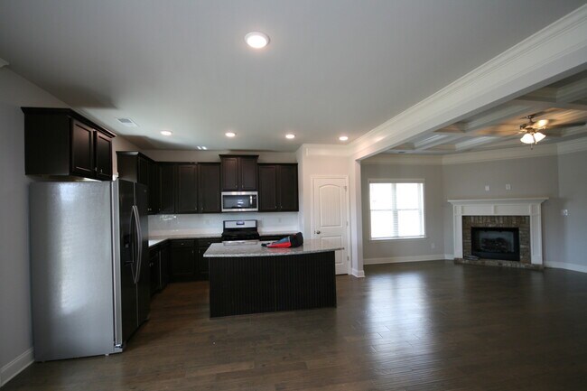Building Photo - 7921 Gabriela Dr NW