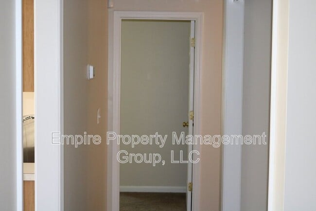 Building Photo - 341 Cane Brake Cir